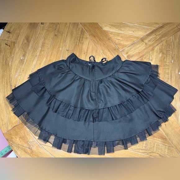 Hot Topic Black Tiered Tutu Skirt - so cute with lace up accent - size small - Picture 7 of 9